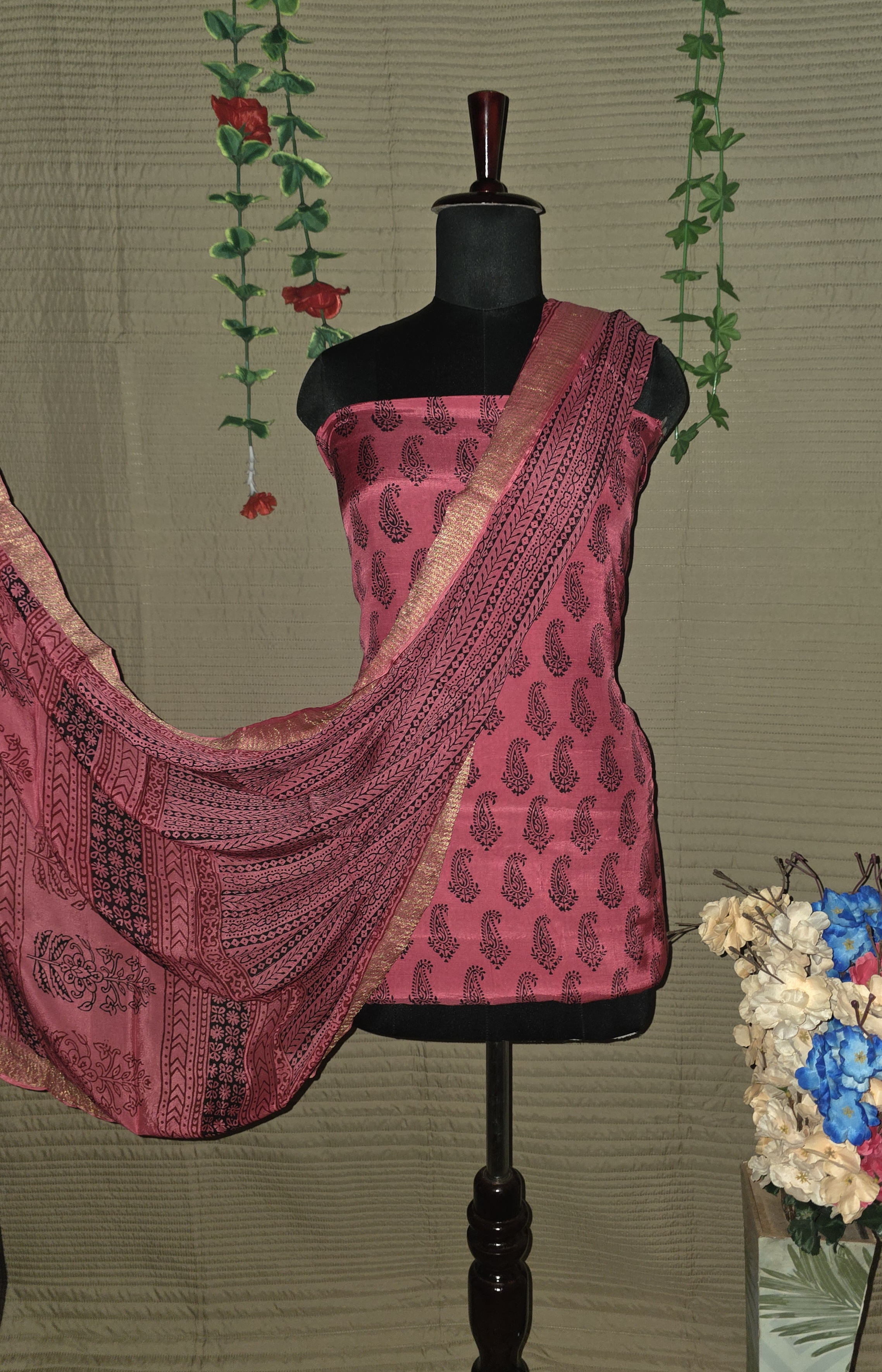 Shantoon Suit with Chinnon Dupatta – 2.5 Meter Each