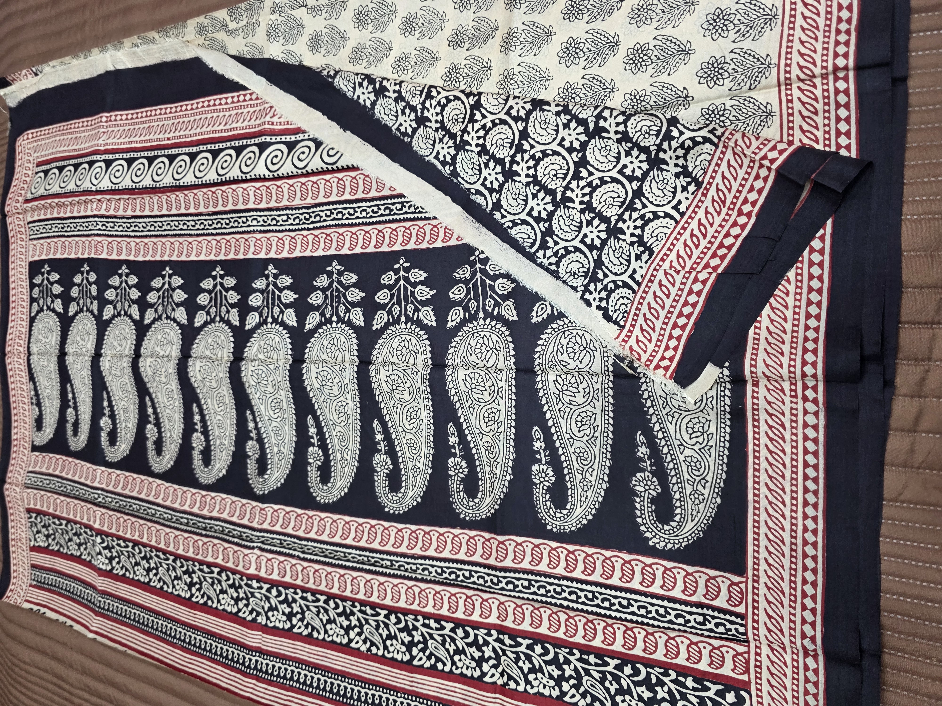 "Handcrafted Mulberry Silk Saree – Authentic Bagh Print by Vasim Khatri "