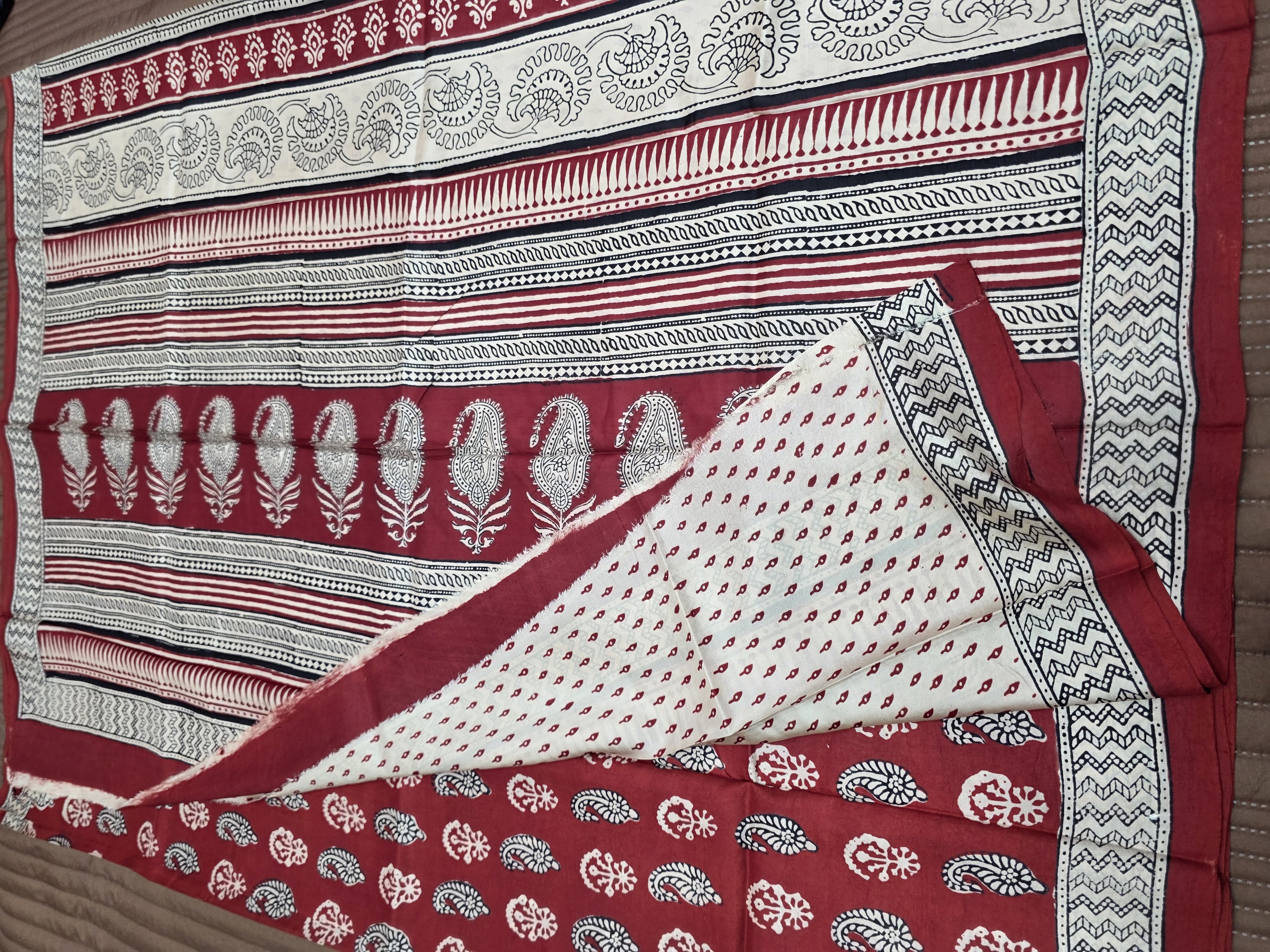 "Handcrafted Mulberry Silk Saree – Authentic Bagh Print by Vasim Khatri "