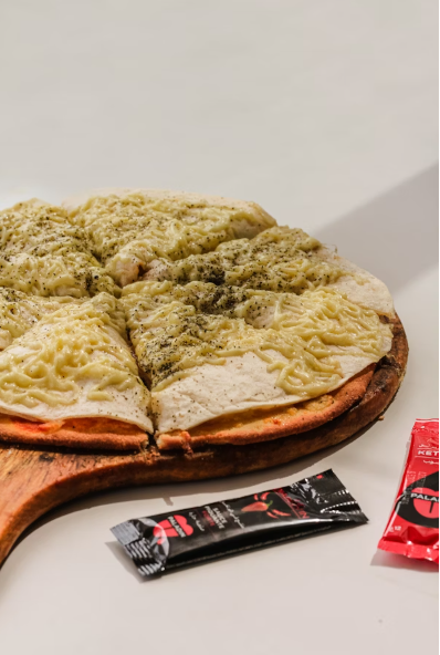 Pizza Board with Handle