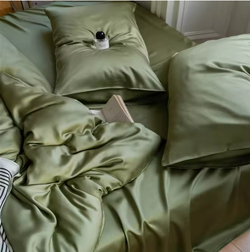 Luxurious Satin Bedding Set