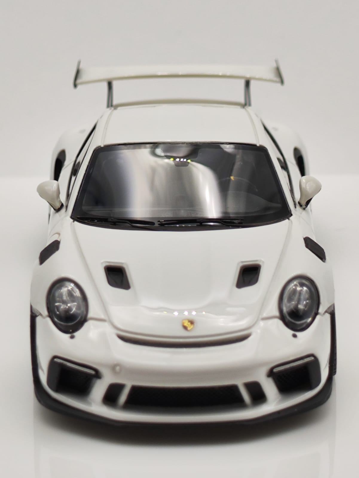 Porsche 991.2 GT3 RS Carrera White