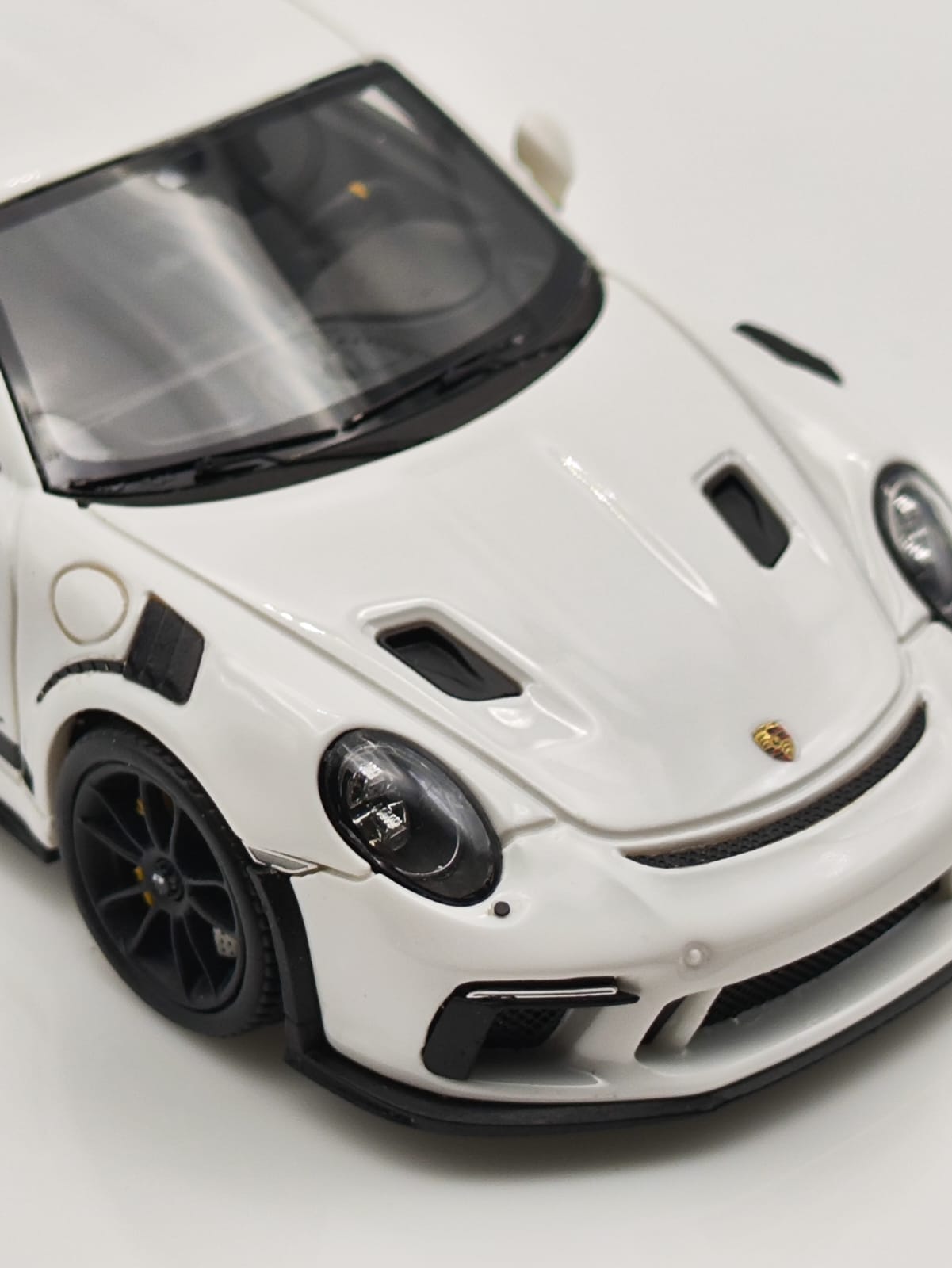 Porsche 991.2 GT3 RS Carrera White