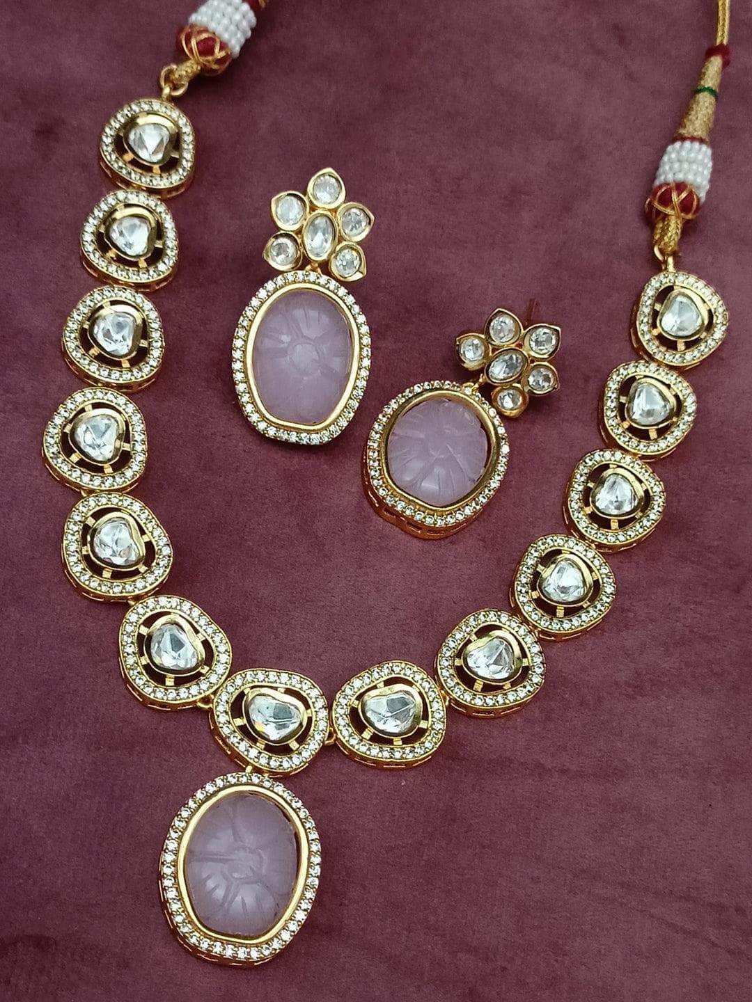 Kundan Jewelry Set