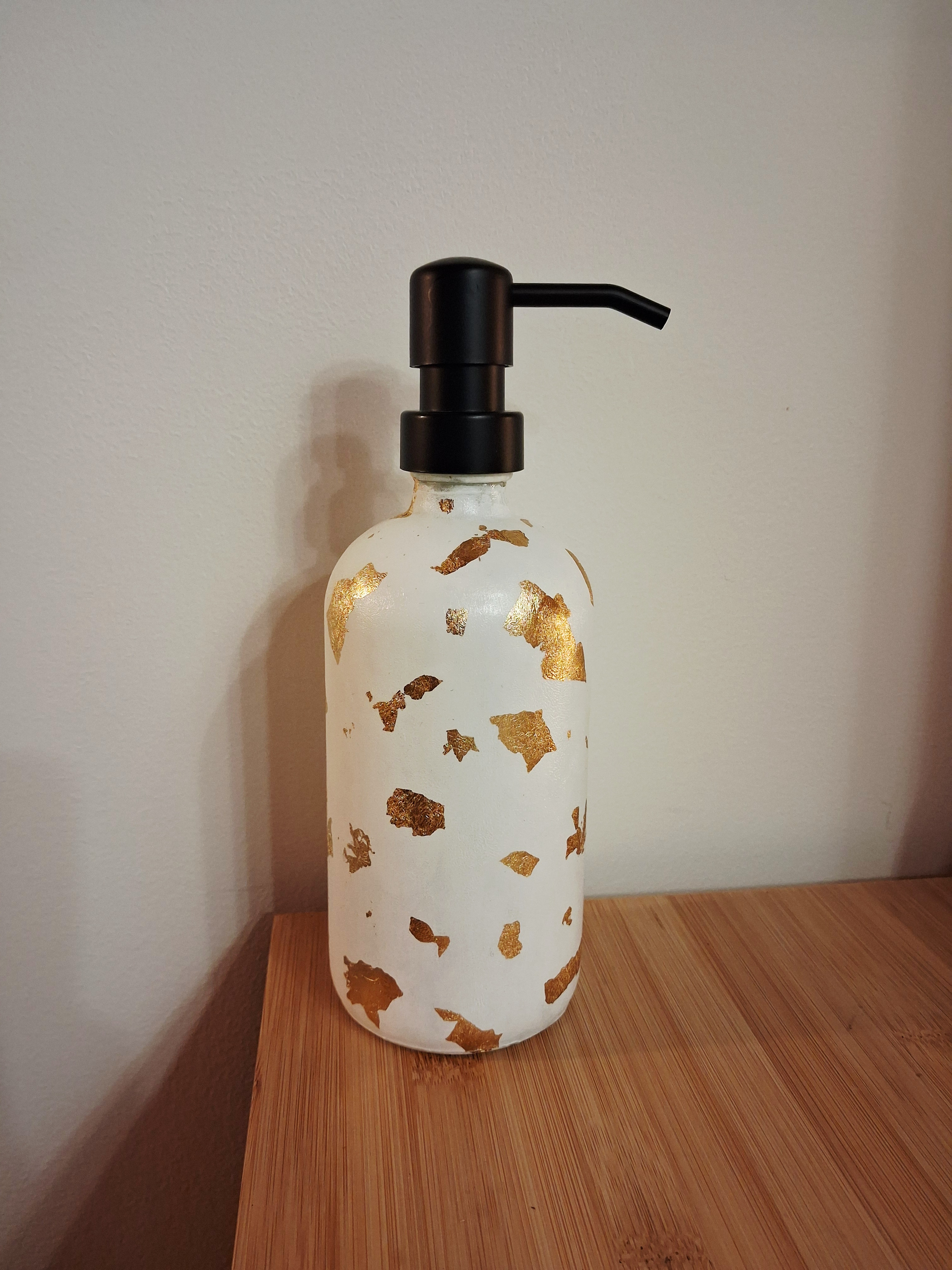 Distributeur de savon décoratif