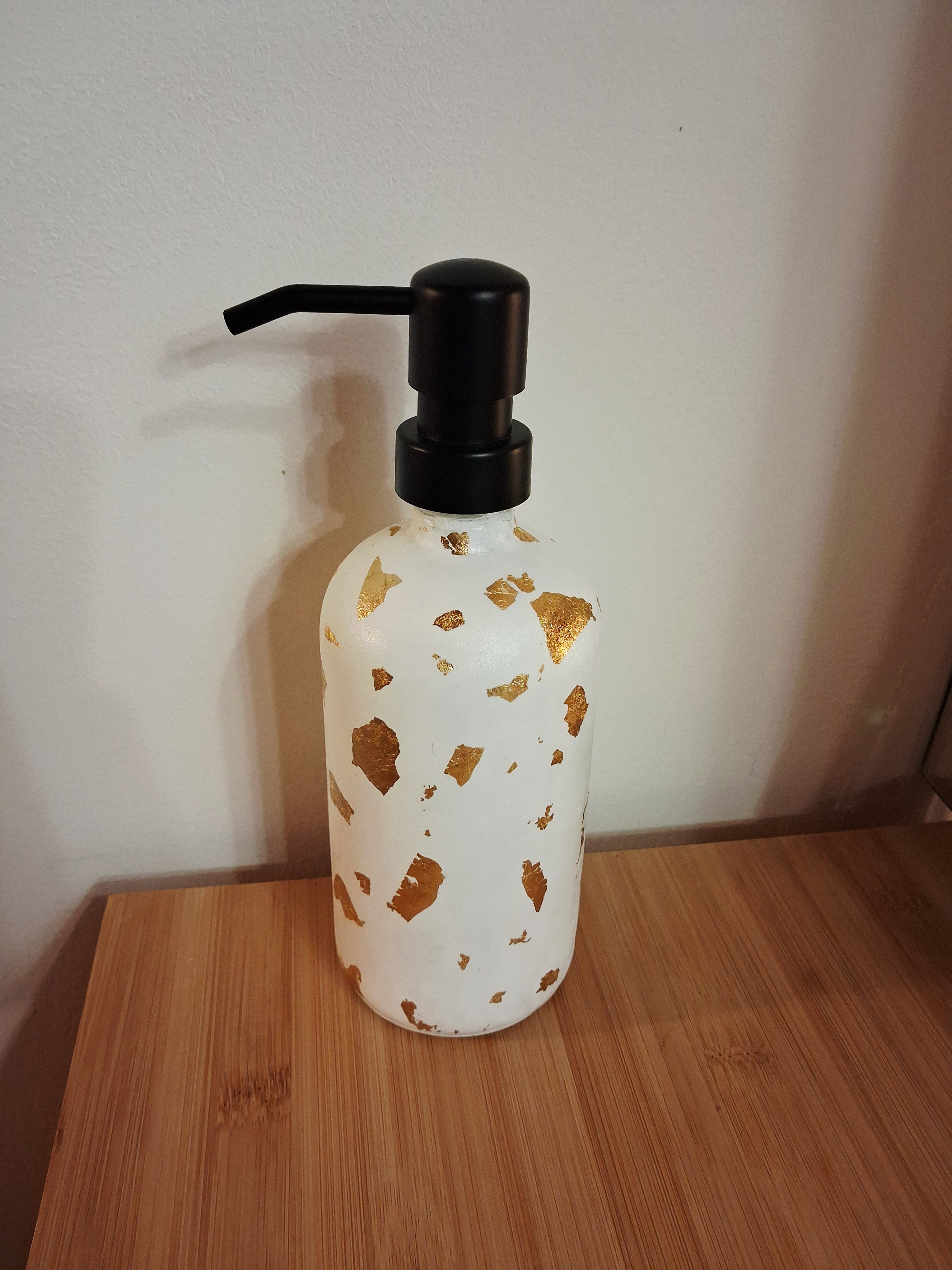 Distributeur de savon décoratif