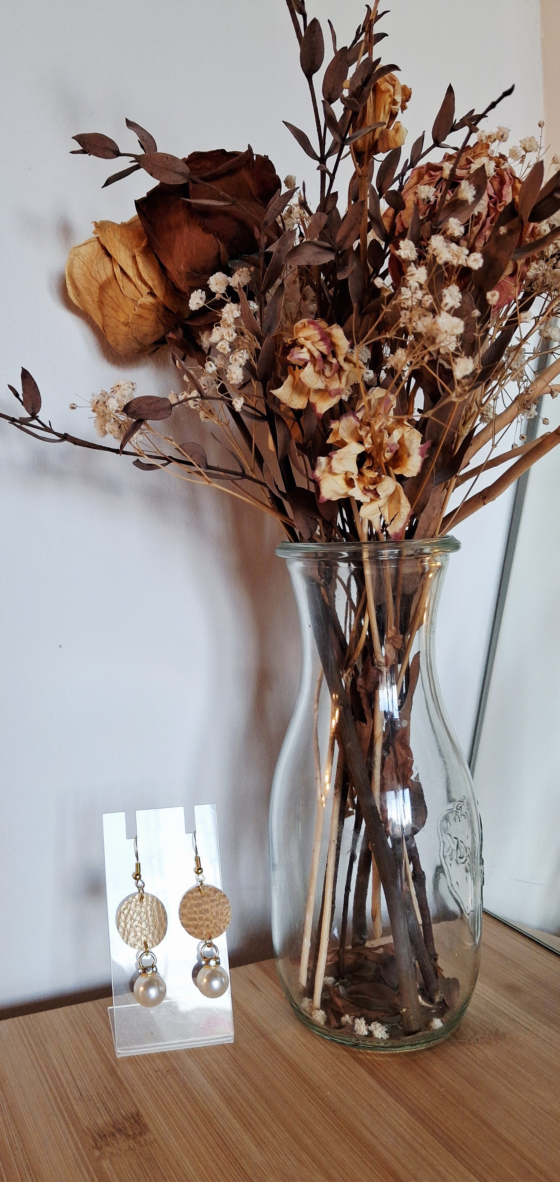 Boucles d'oreilles dorées avec perles