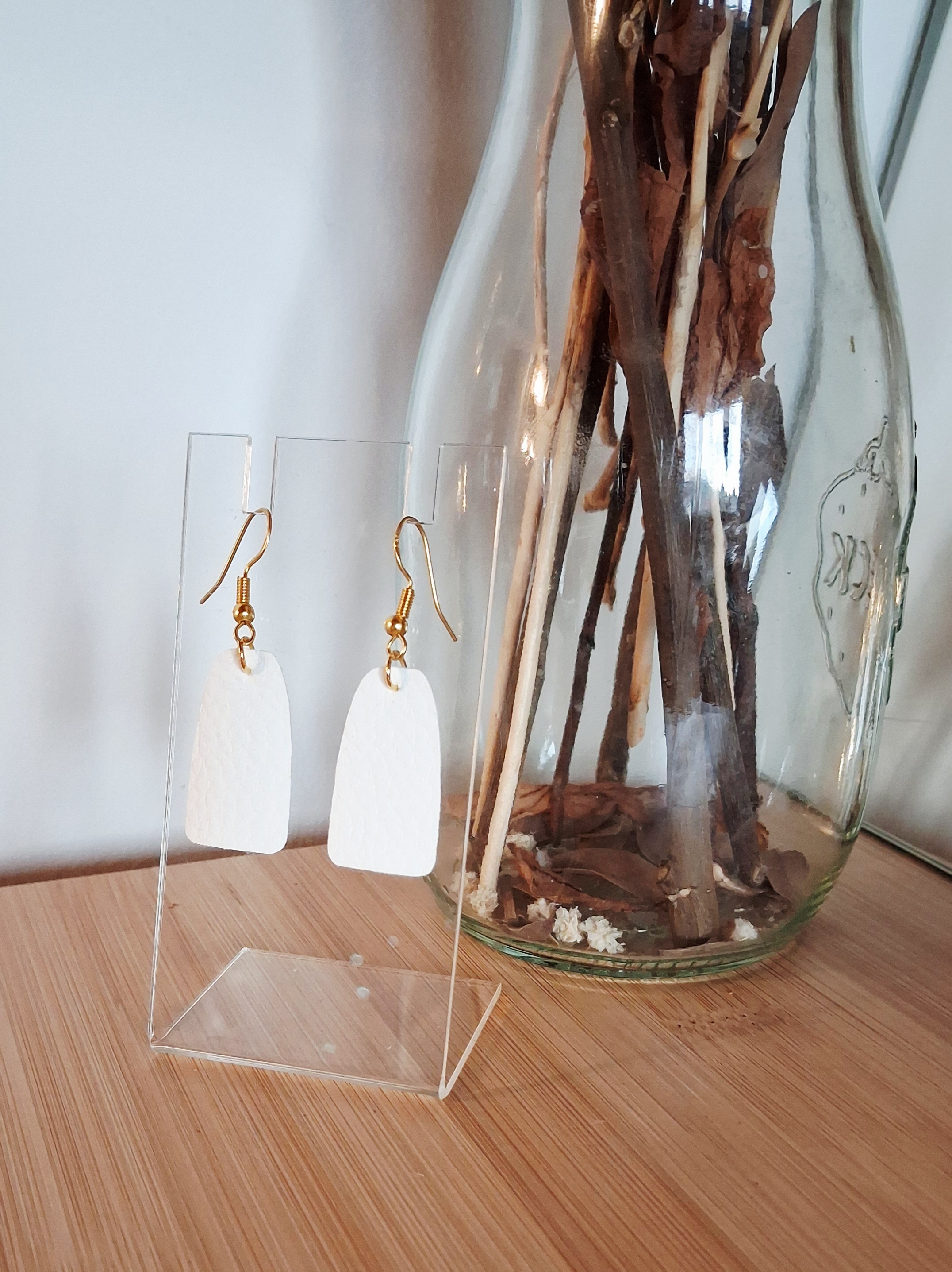 Boucles d'oreilles en simili cuir blanc