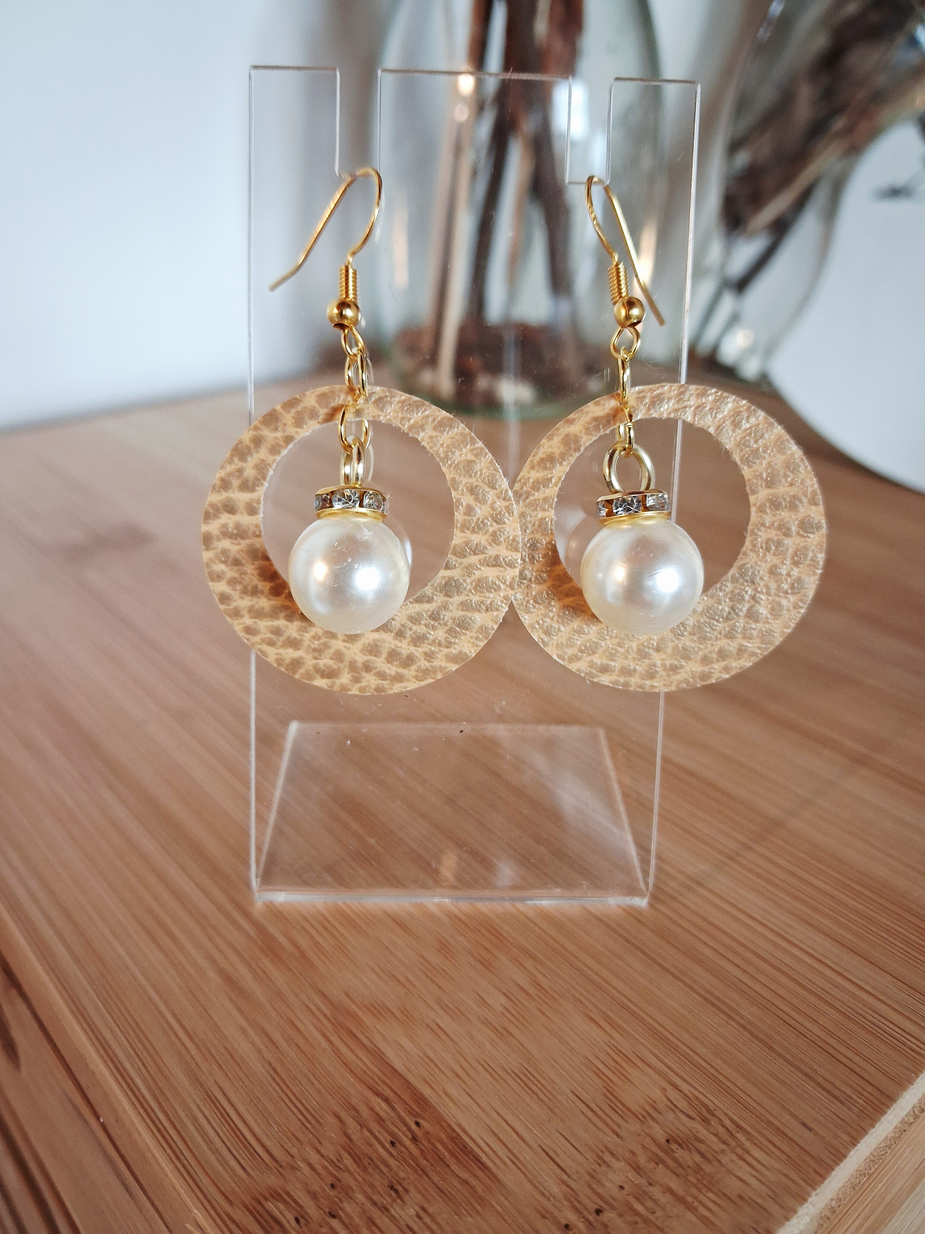 Boucles d'oreilles en simili cuir et perle