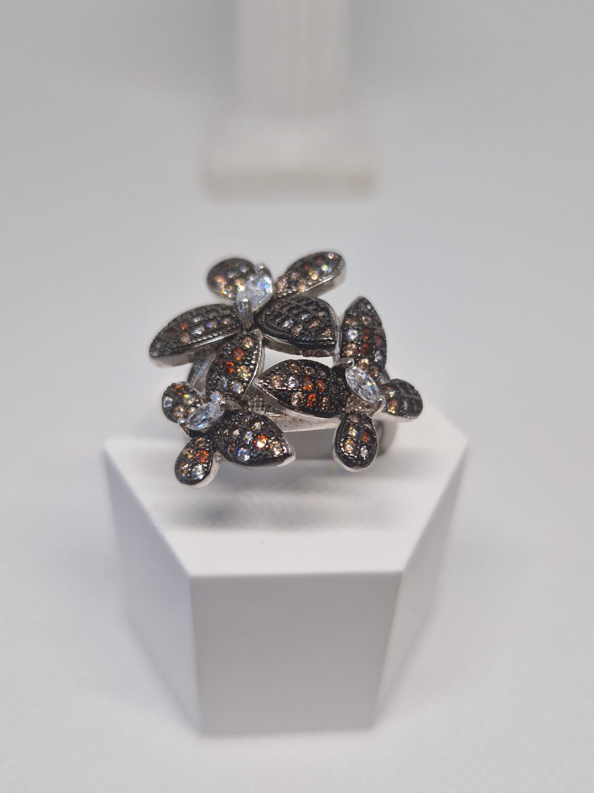 Silver Ring with a Cubic Zirconia inlay