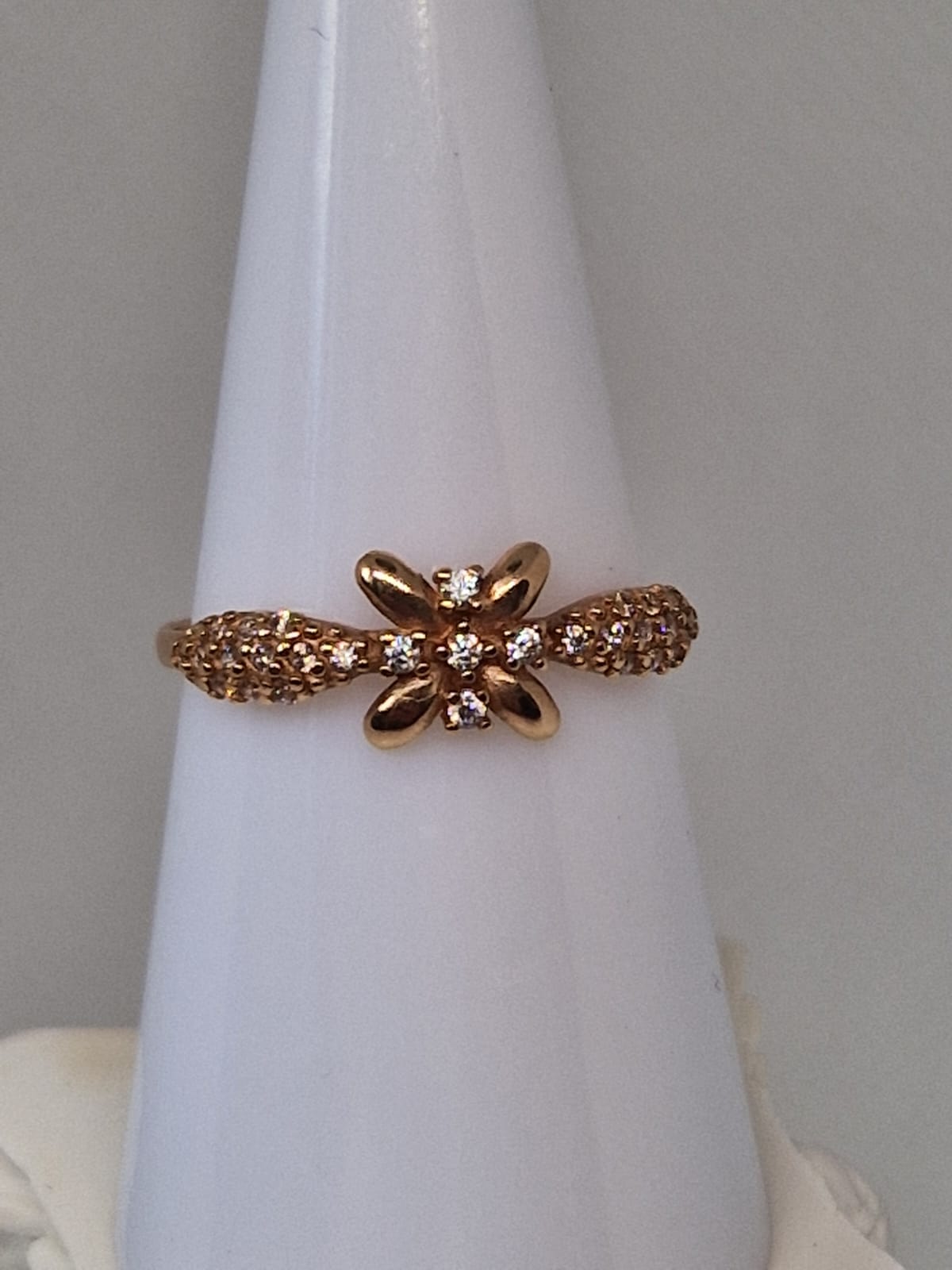 Gold Flower Ring 