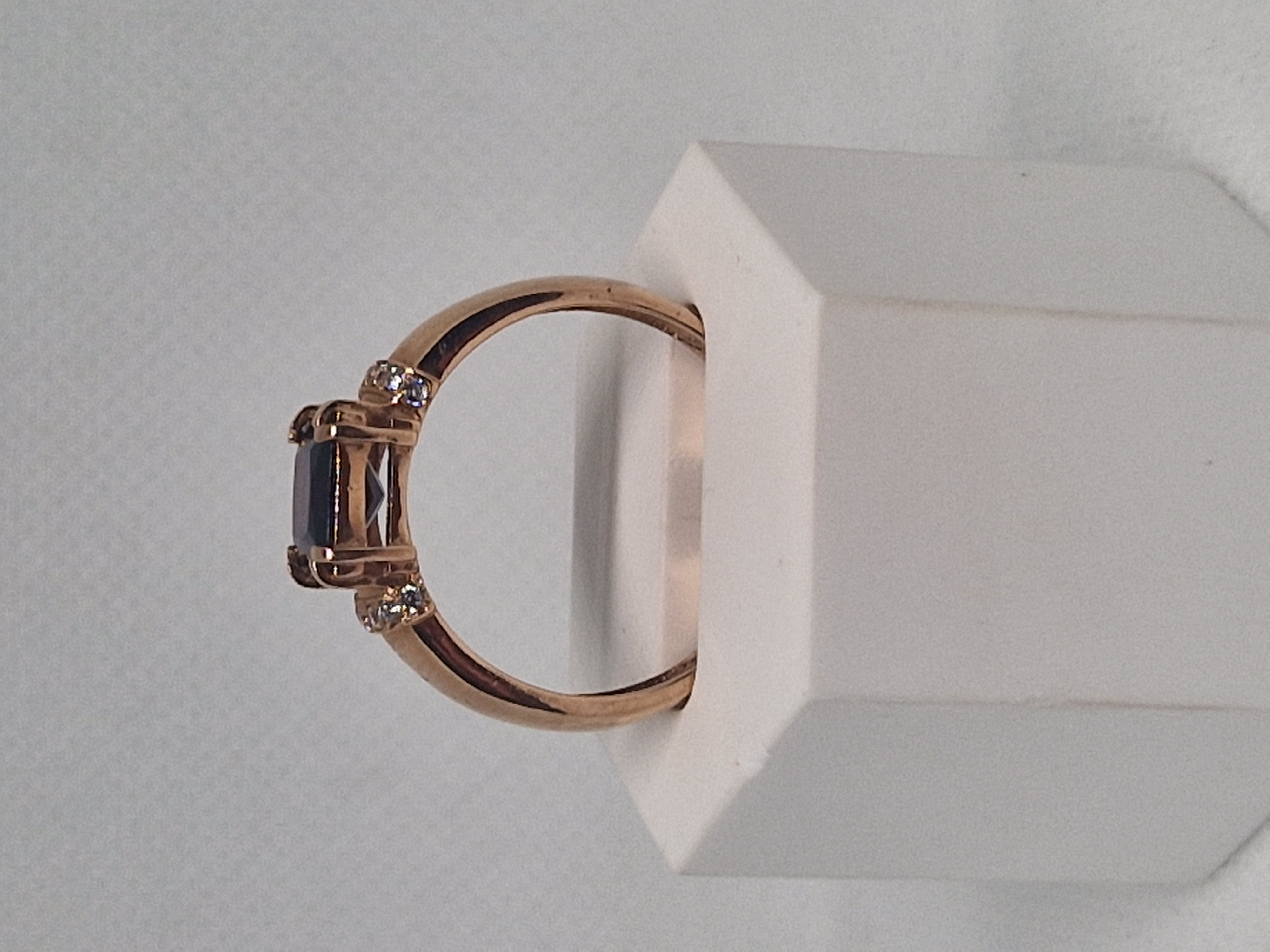 Gold Ring with Garnet Stone