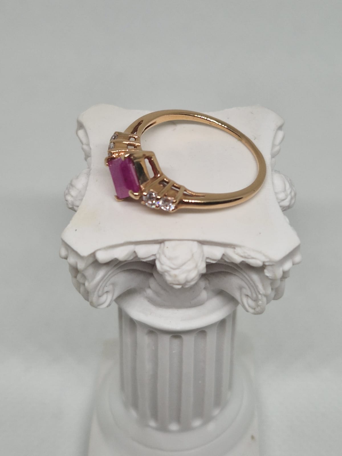 Gold Ring with Cubic Zirconia 