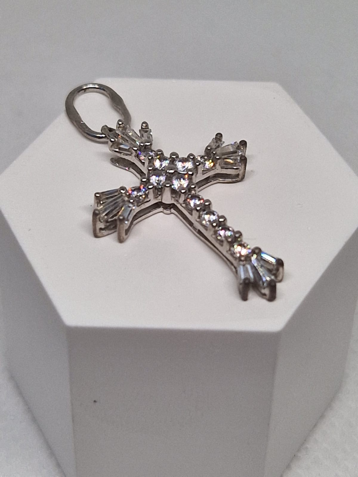 White gold Cross Pendant