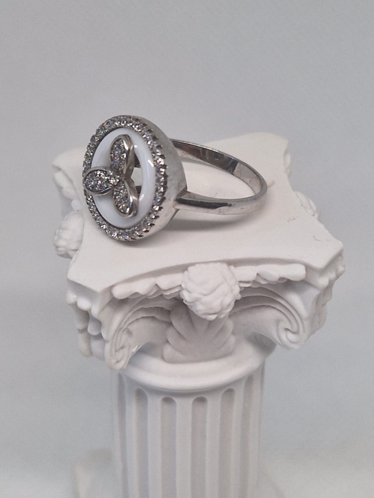 Silver Ring with a Circular-Shaped inlay
