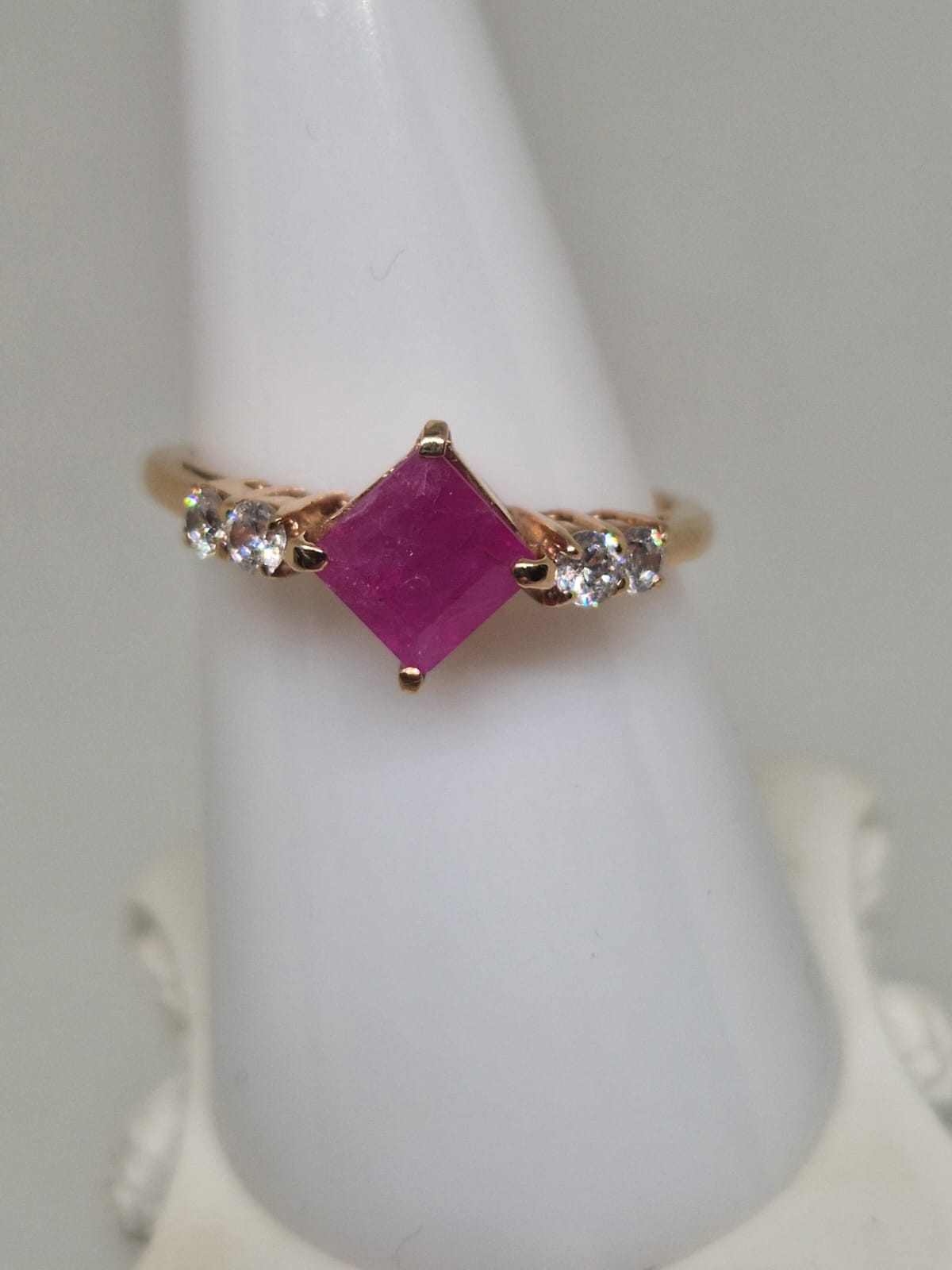 Gold Ring with Cubic Zirconia 