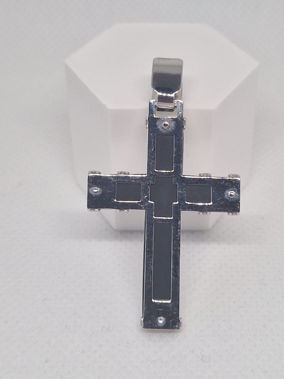 White gold Cross Pendant