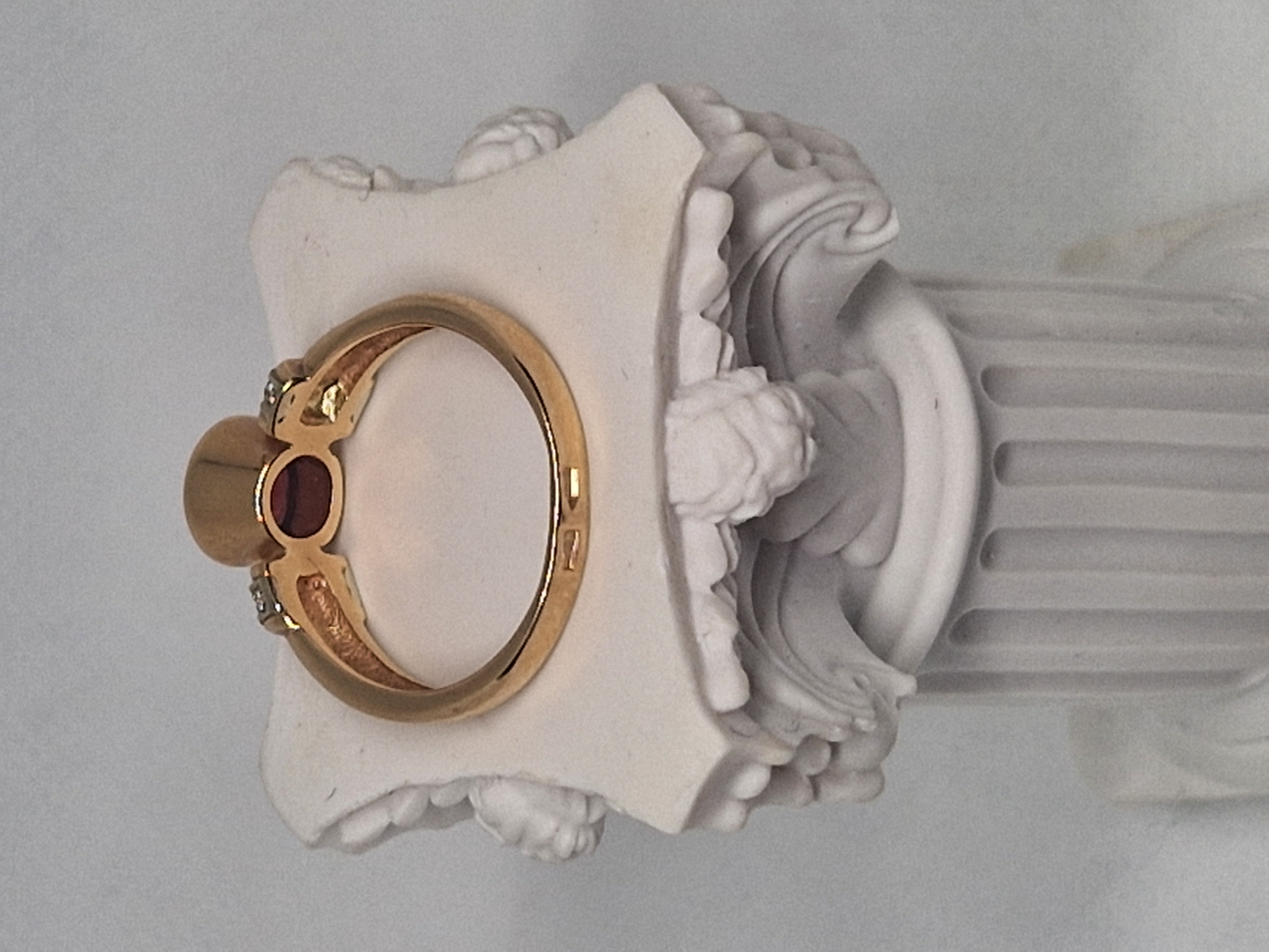 Gold Ring with Garnet Gemstone