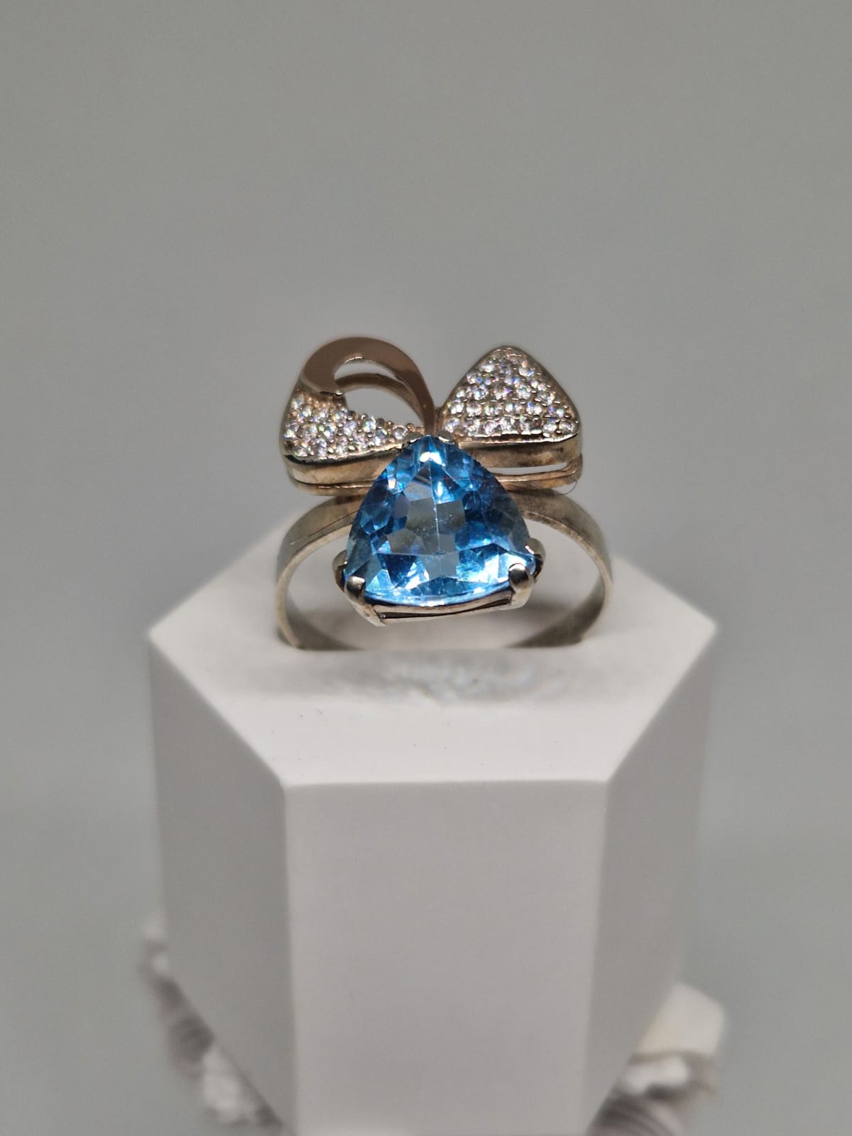 Silver & Golden Ring with a Cubic Zirconia and Topaz inlay