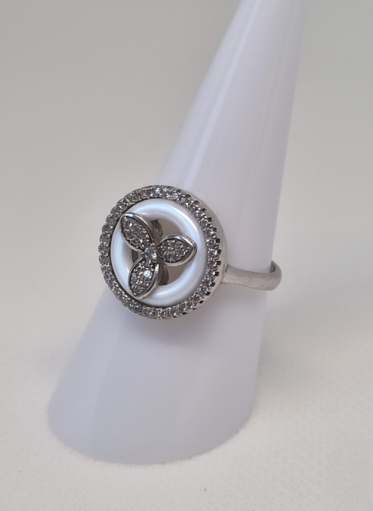 Silver Ring with a Circular-Shaped inlay