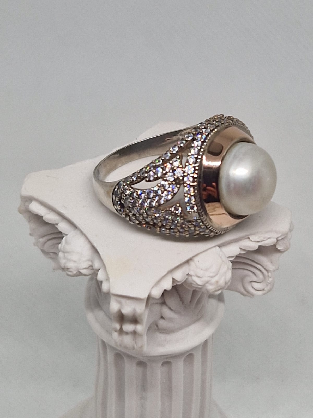 Silver & Golden Ring with a Cubic Zirconia, Cultured Pearl inlay