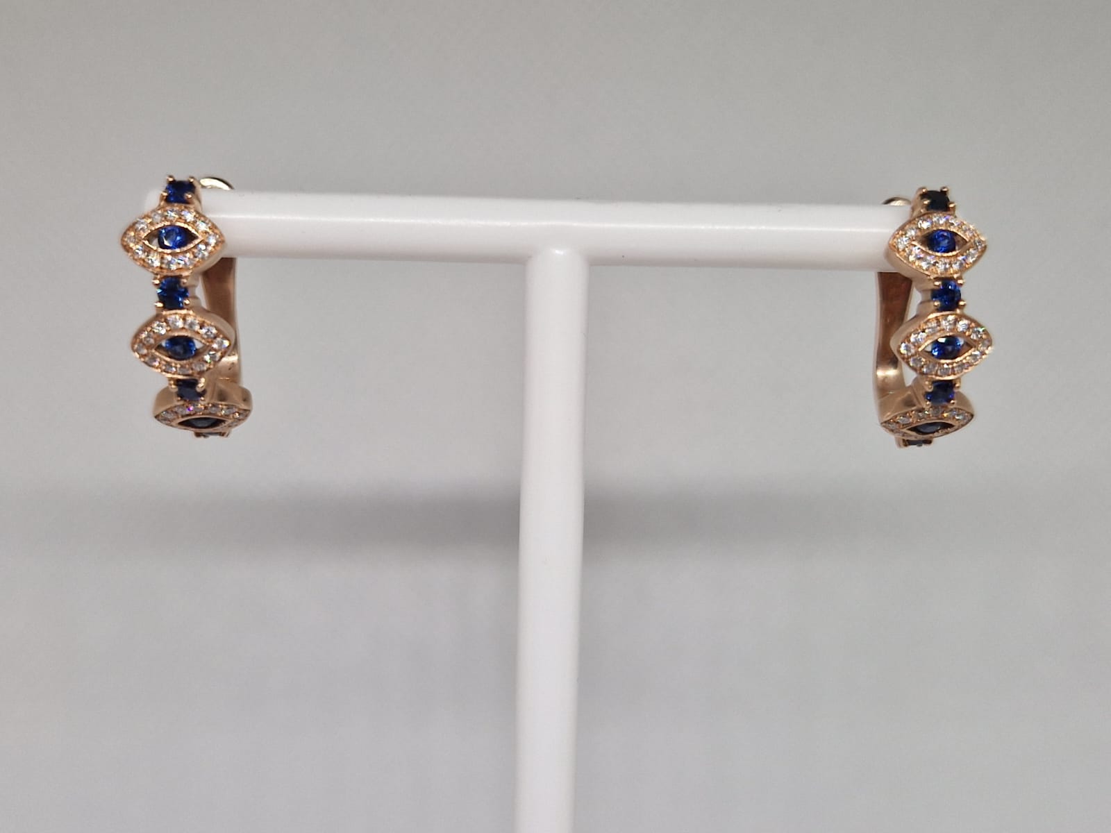 Sapphire and diamond earrings 