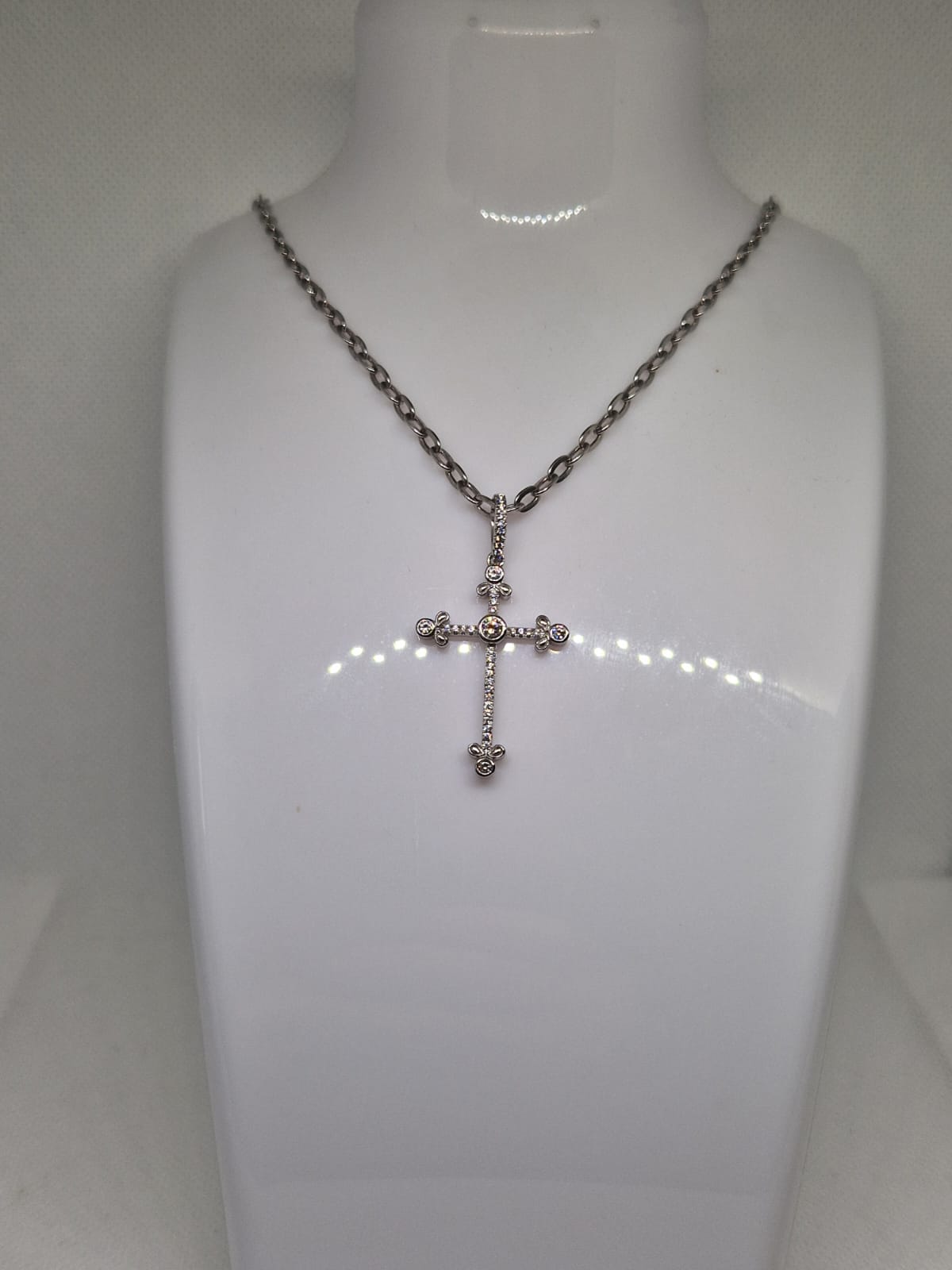 Silver Cross Pendant with a Cubic Zirconia inlay