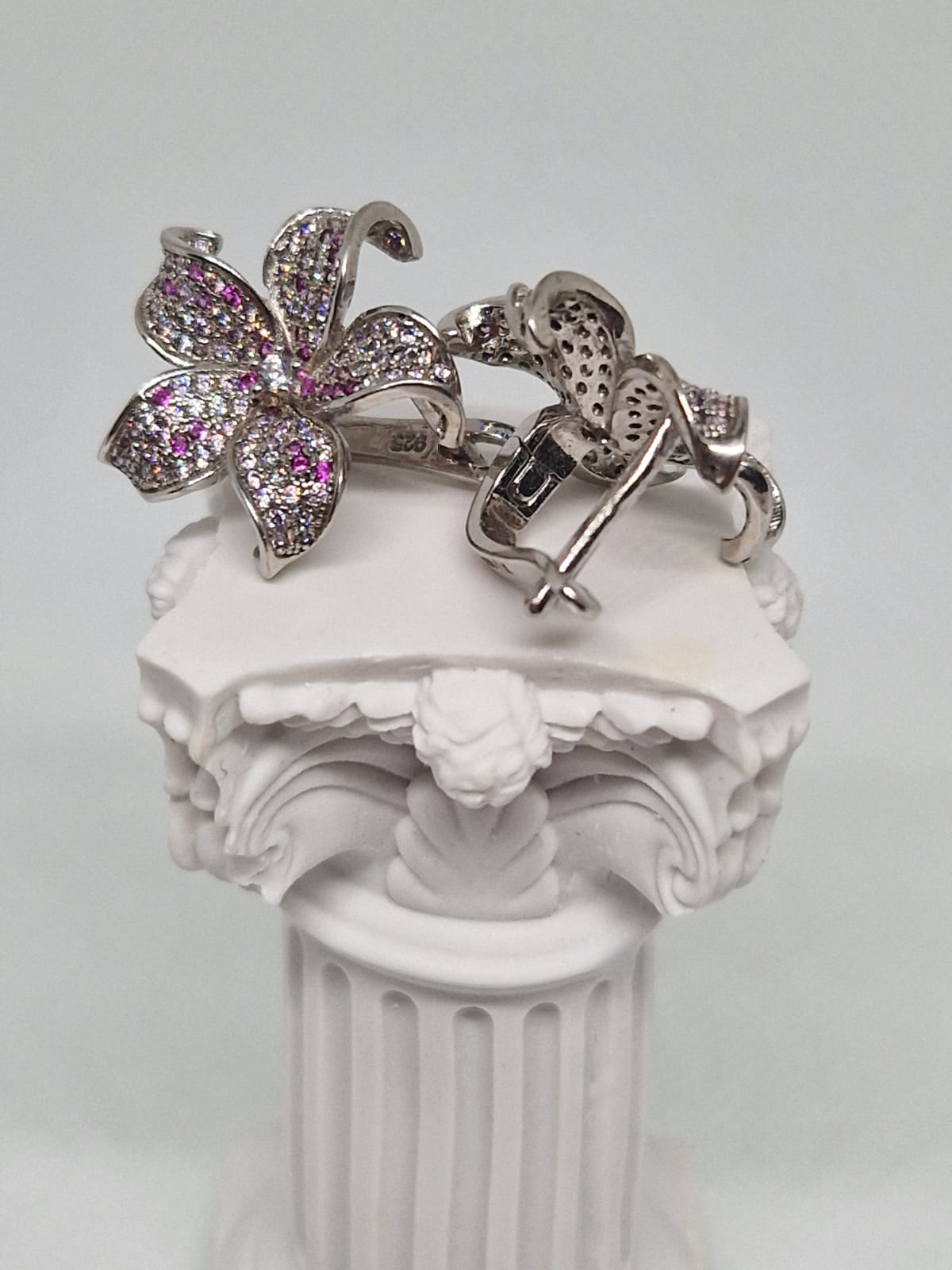 Sterling Silver Earring with a Cubic Zirconia Inlay