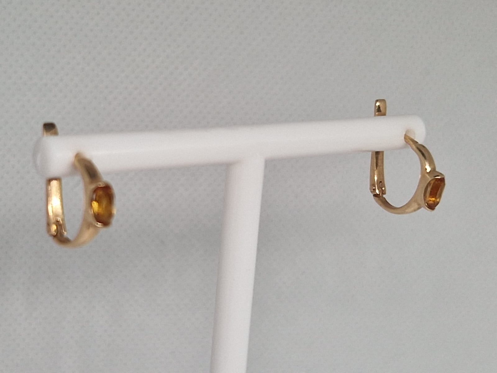 Gold earrings with Citrine 
