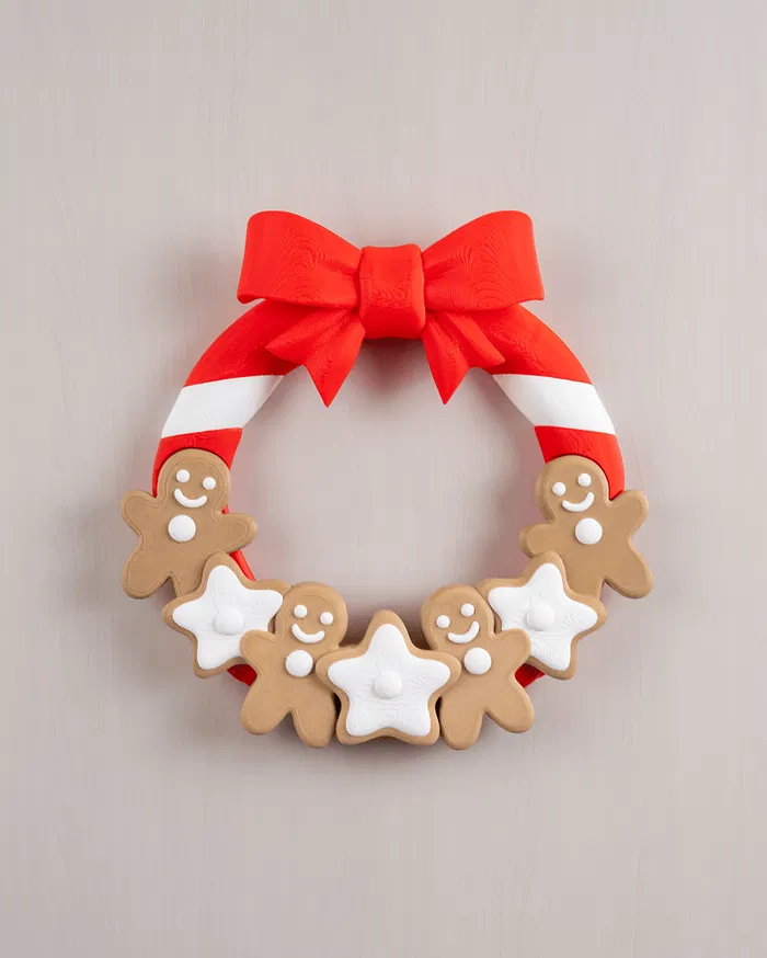 Gingerbread Cookie Wreath – 3D Crochet Style