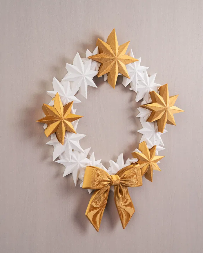 Starry Christmas Wreath – 3D Crochet Style