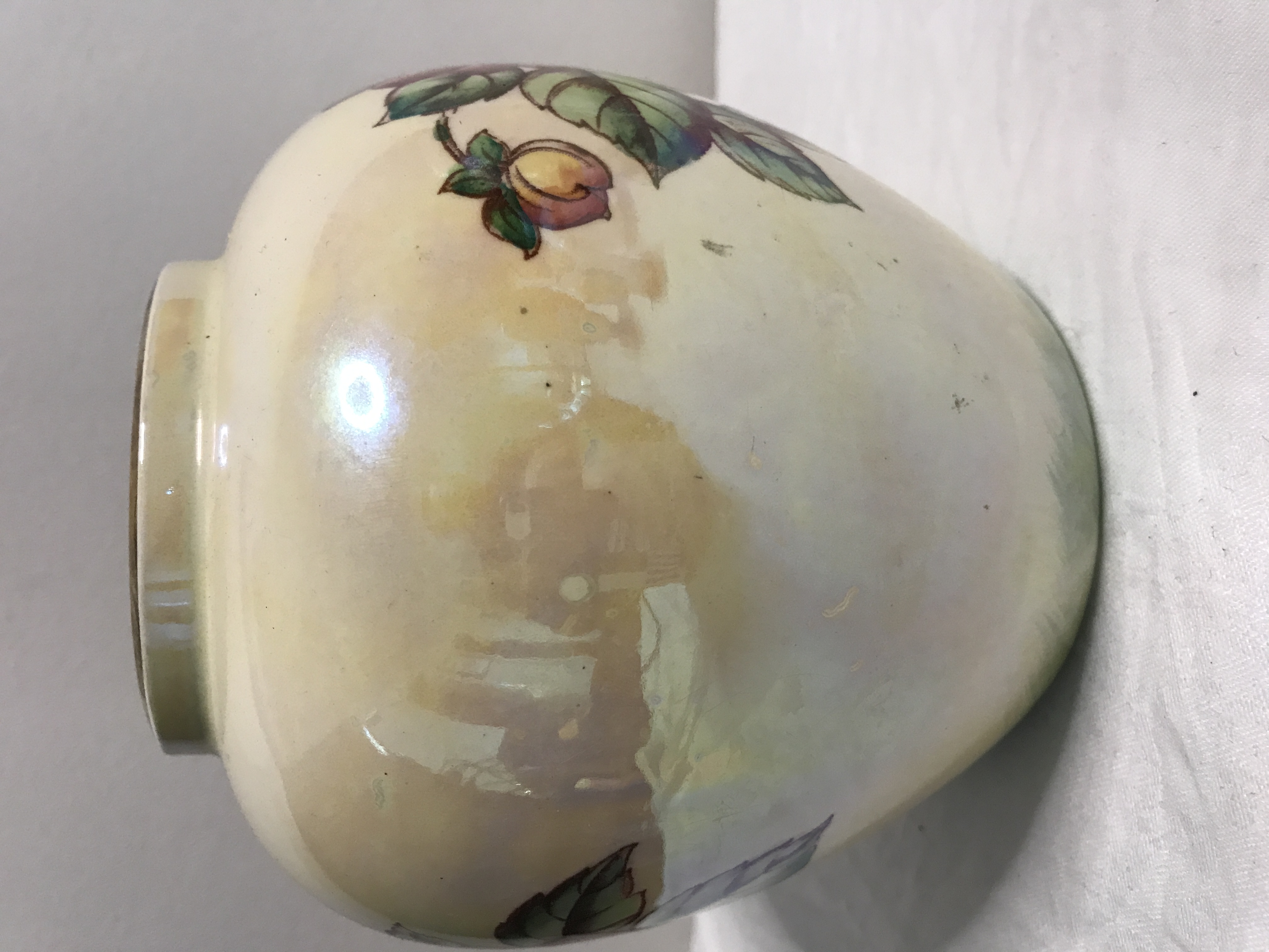 Maling Dahlia Lustre ware vase. Vintage 1950s 