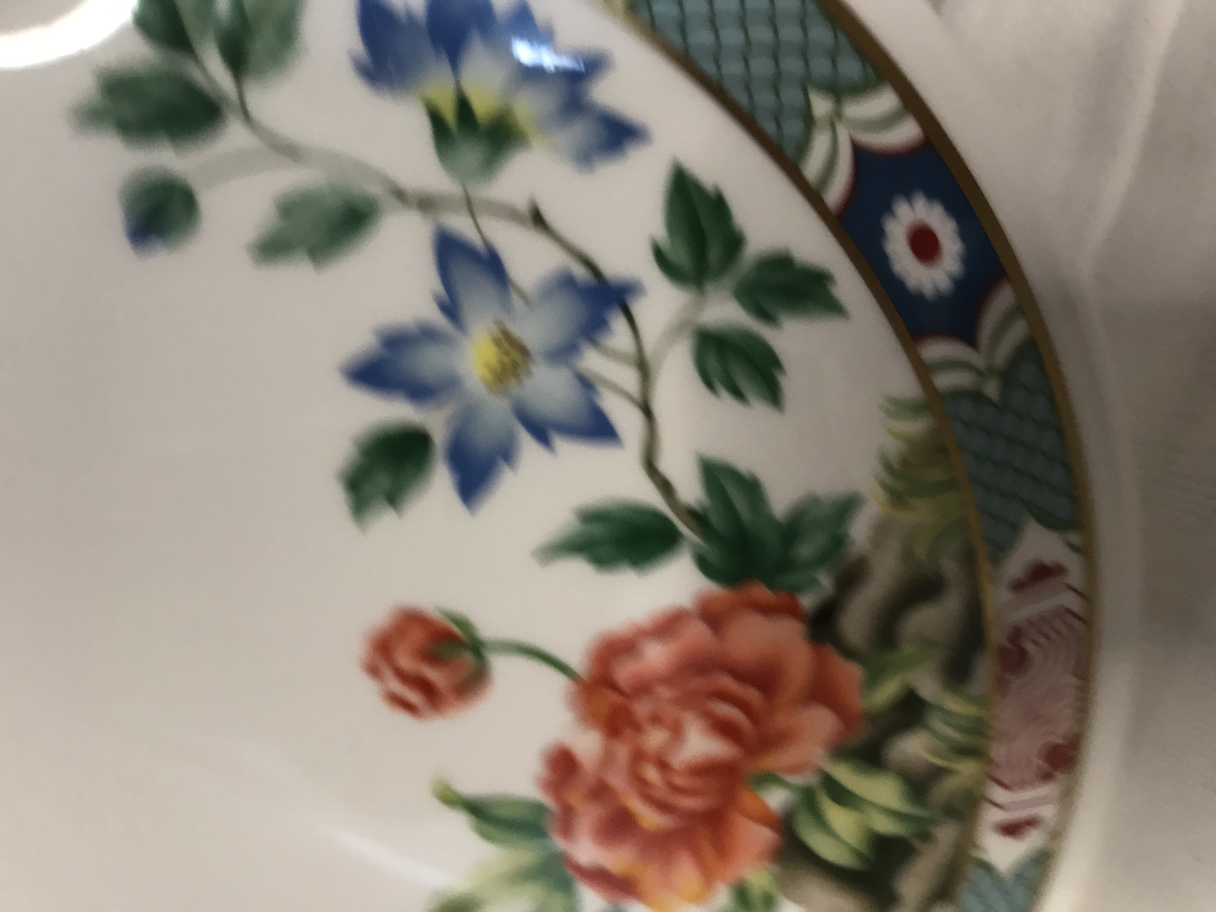 Royal Worcester Fine Bone China Shantung Gateau plate.