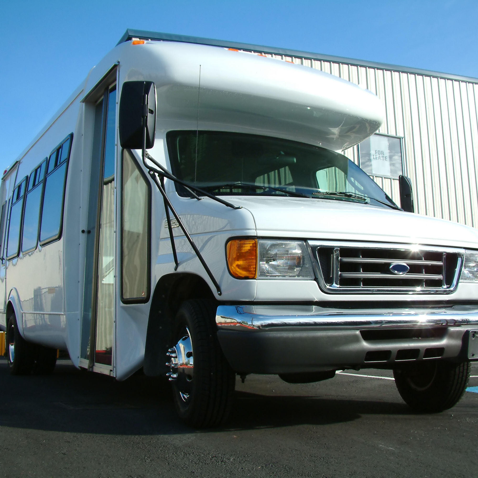 Shuttle Bus Transportation