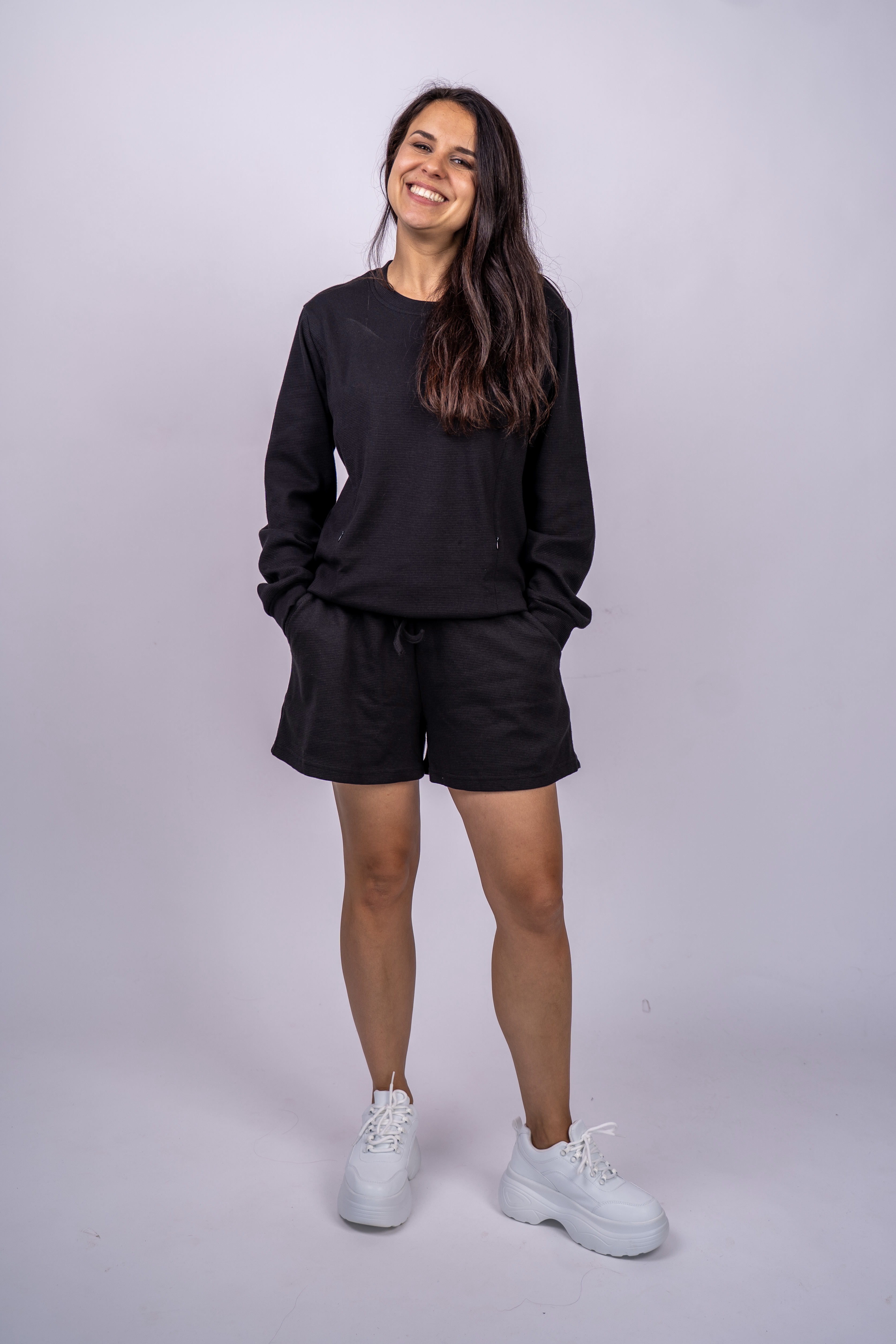 Juodas džemperis "Waffle Day"