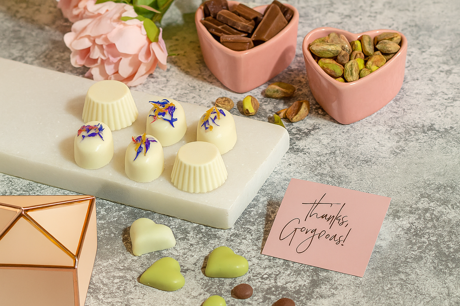 بيستاشيو بارادايس – شوكولاتة الفستق والمستكة بنكهات شرقية فاخرة