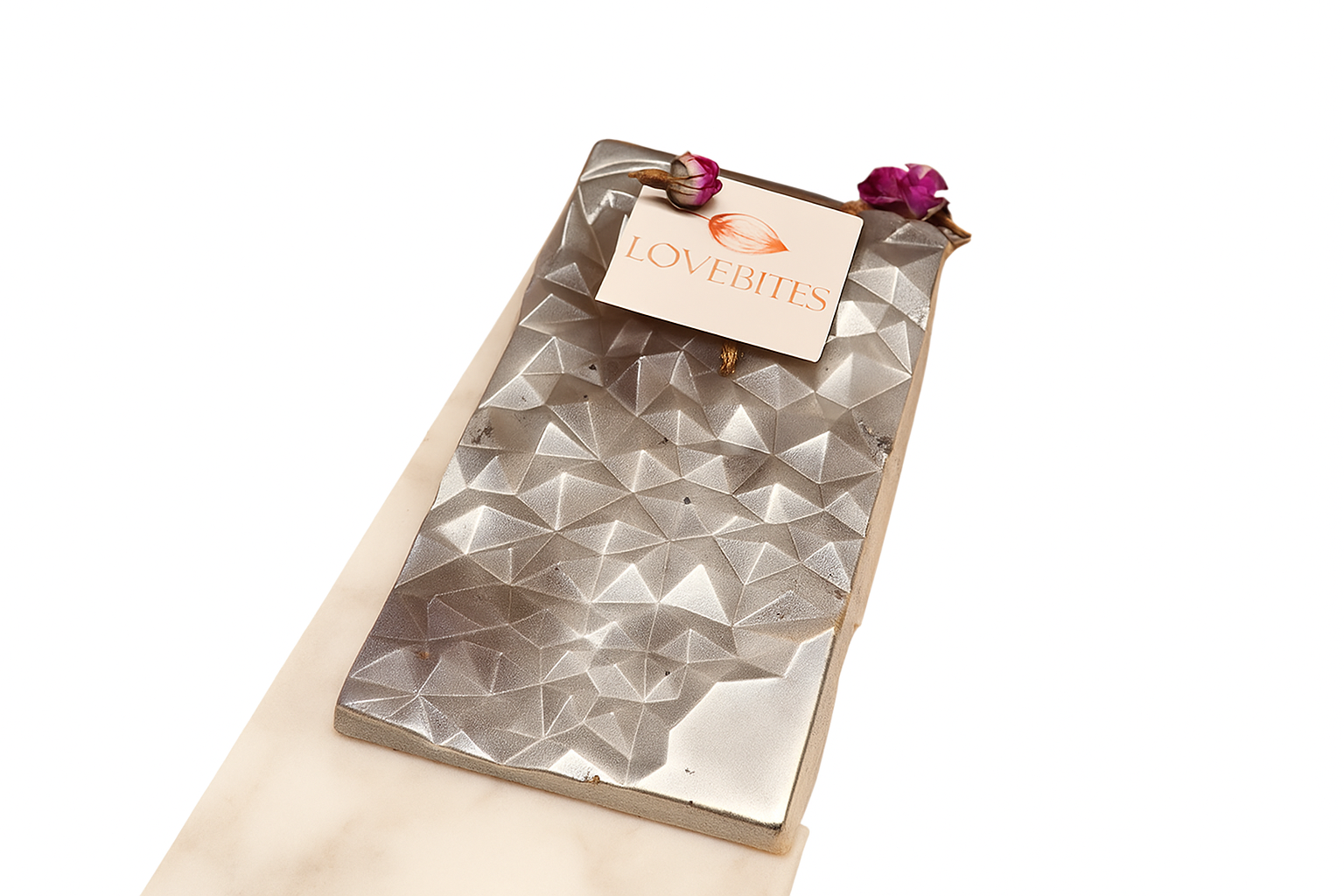 سيلفر نوت – شوكولاتة بلجيكية/سويسرية داكنة باللوز المحمص 