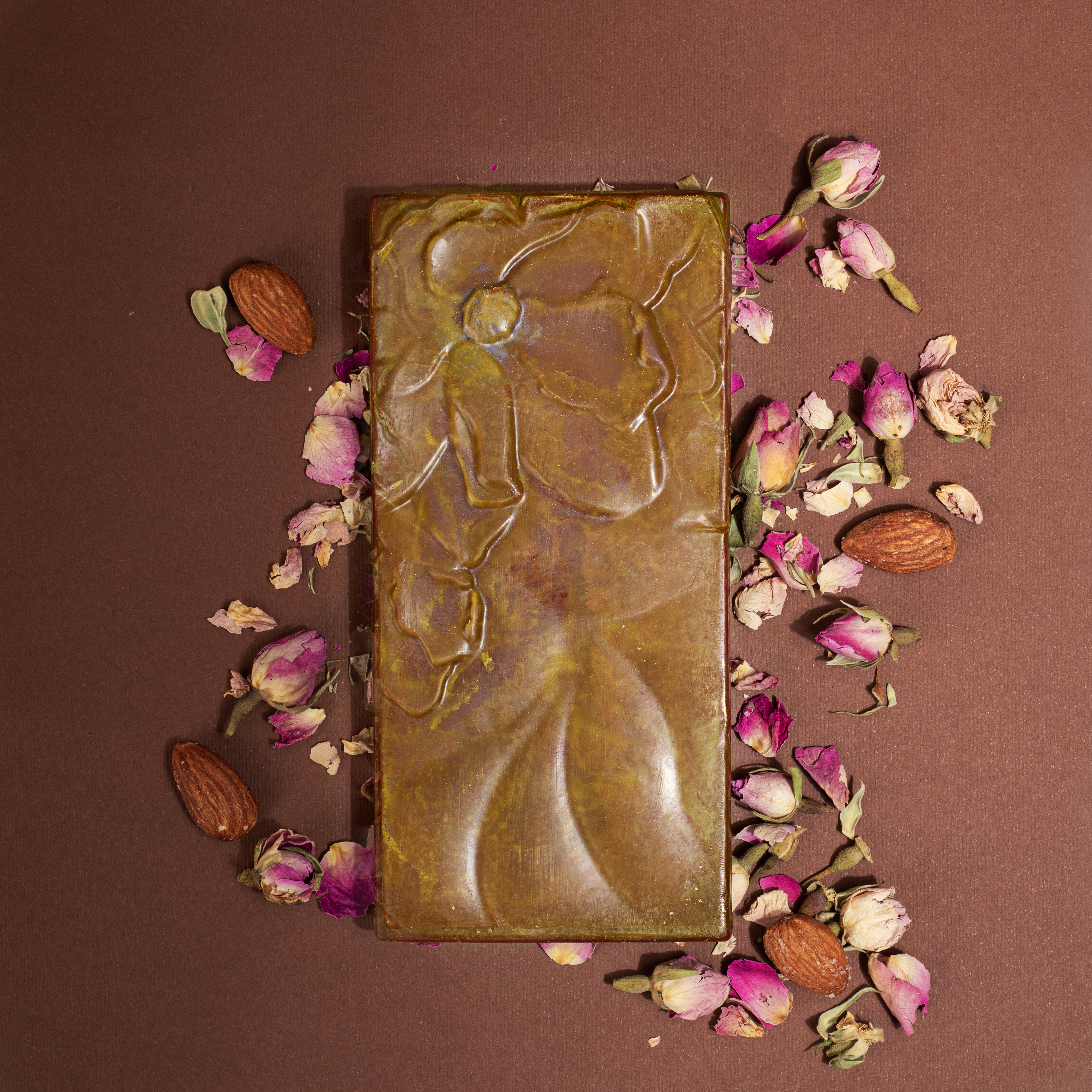 شوكولاتة بلجيكية فاخرة: جودة أصلية ونسبة كاكاو متوازنة تمنحك مذاقاً غنيّاً