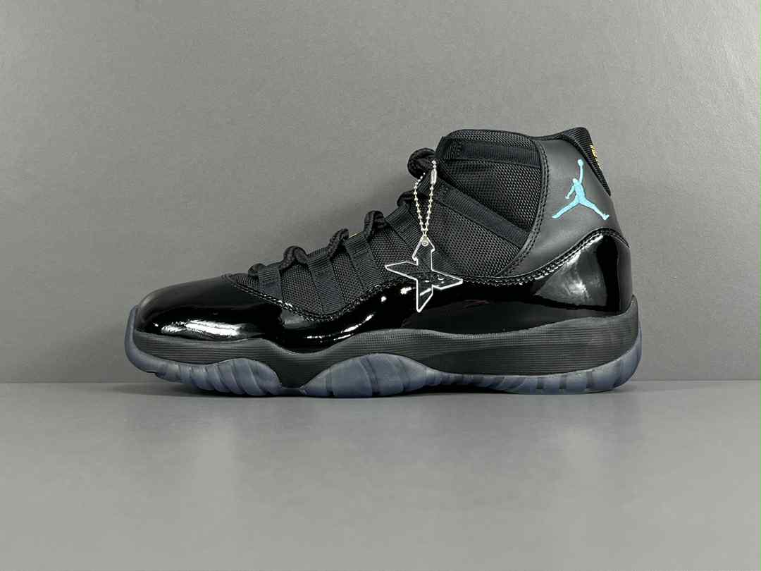 AJ11 Retro