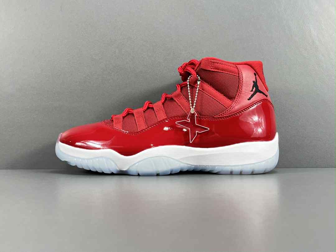 AJ11 Retro