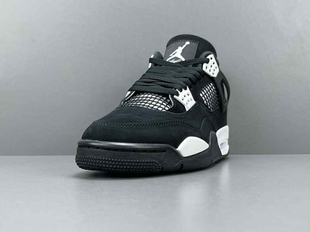 AJ4 Rétro Classique