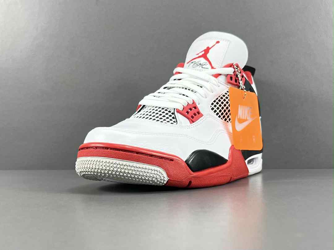 AJ4 Rétro Classique