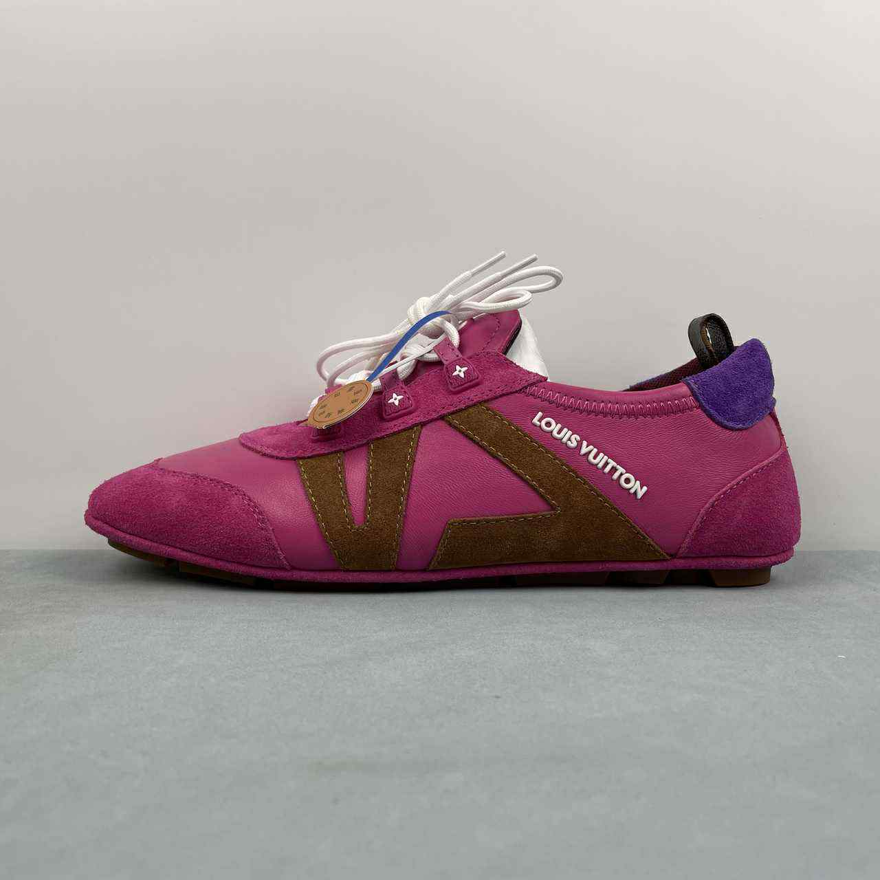 LV Sneakerina