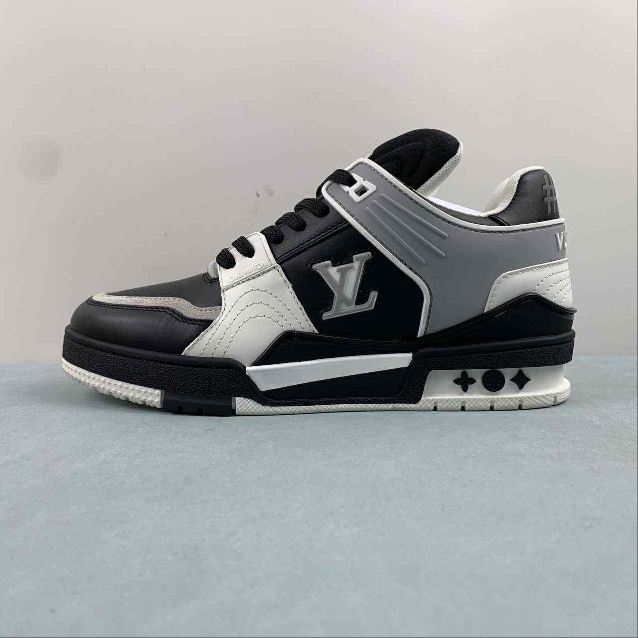 LV Trainers 2