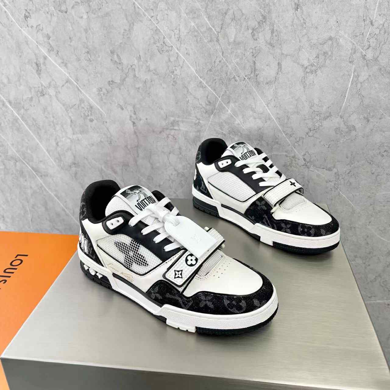 LV Trainers Mesh