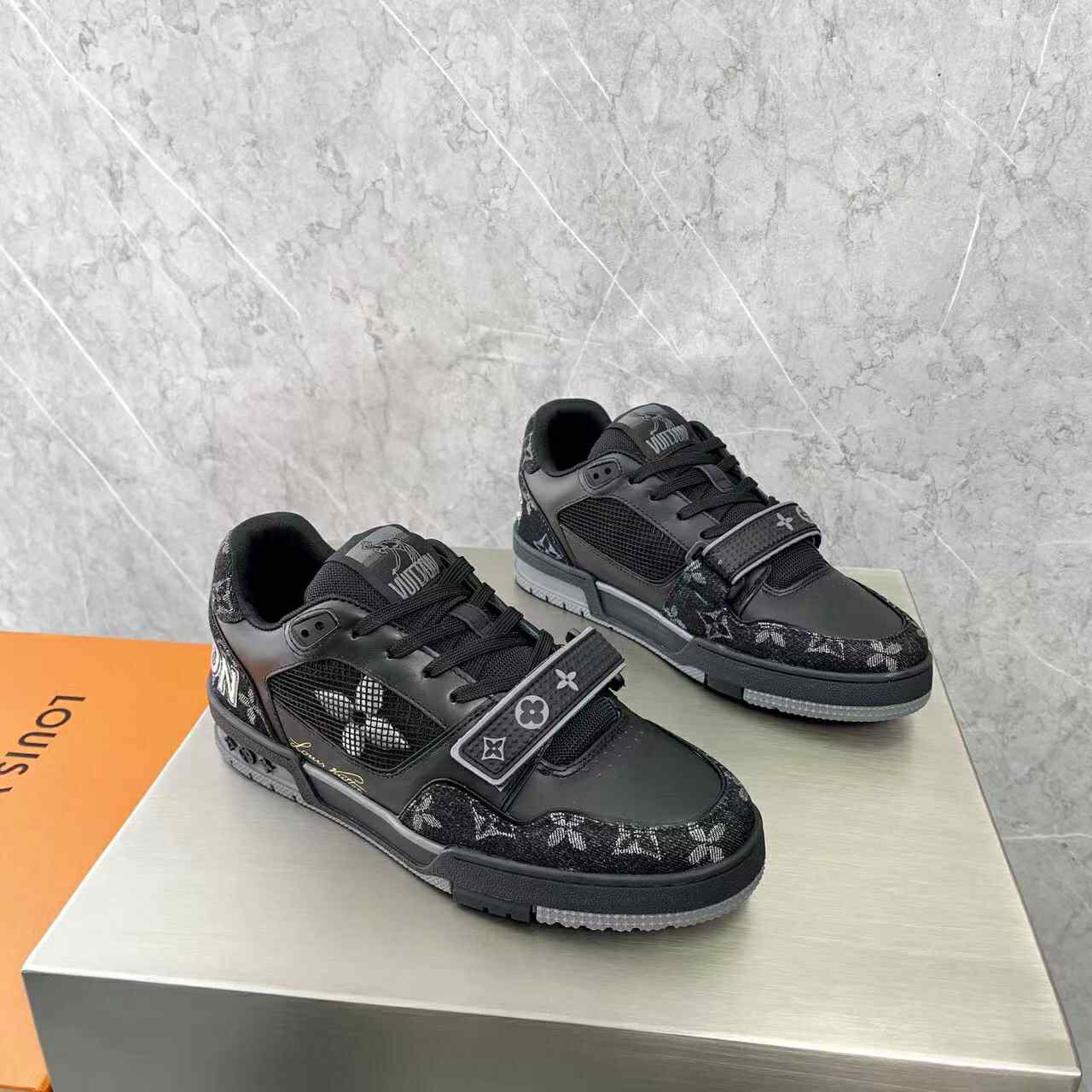 LV Trainers Mesh