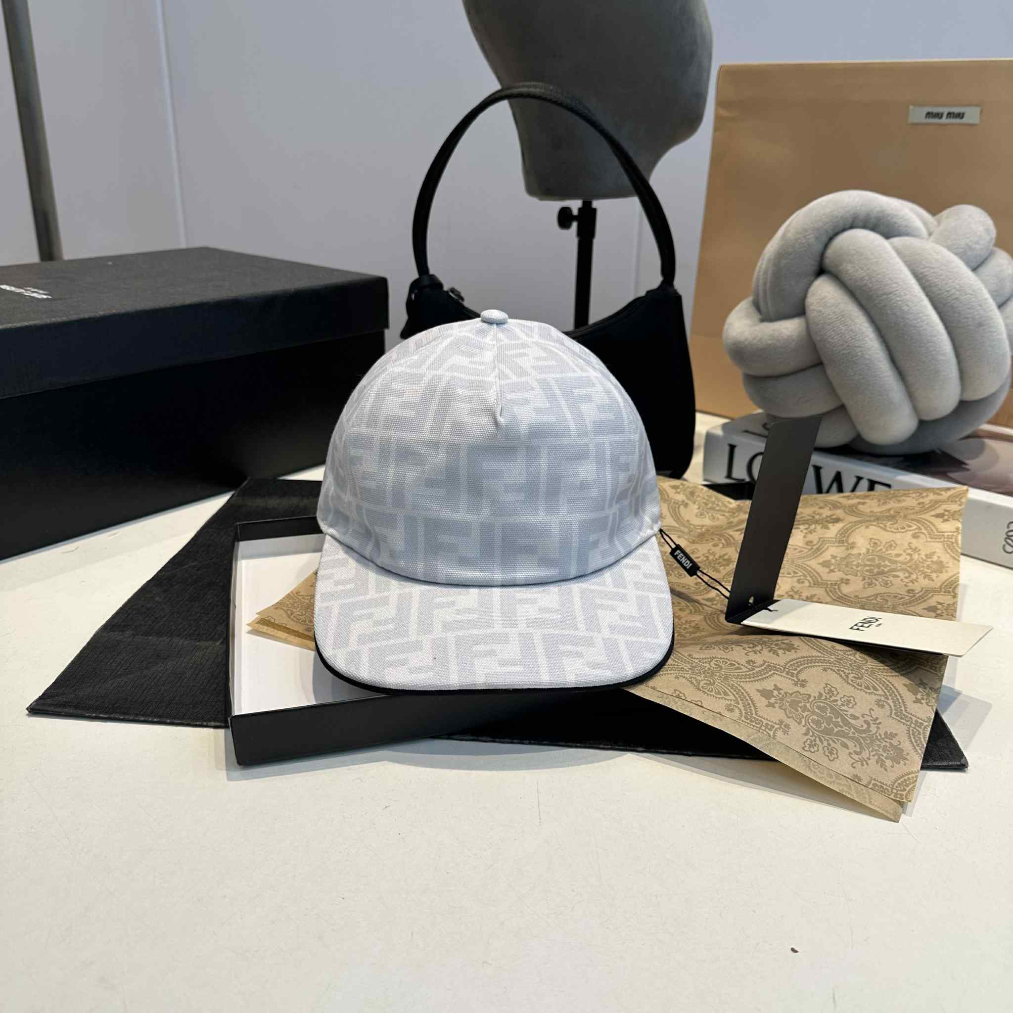 Casquette Fen*i 1.1