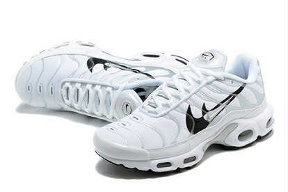 NK Airmax Plus TN Édition «Blanc»