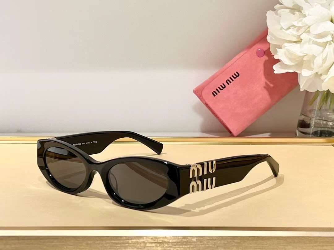 Lunettes Miu Miu    