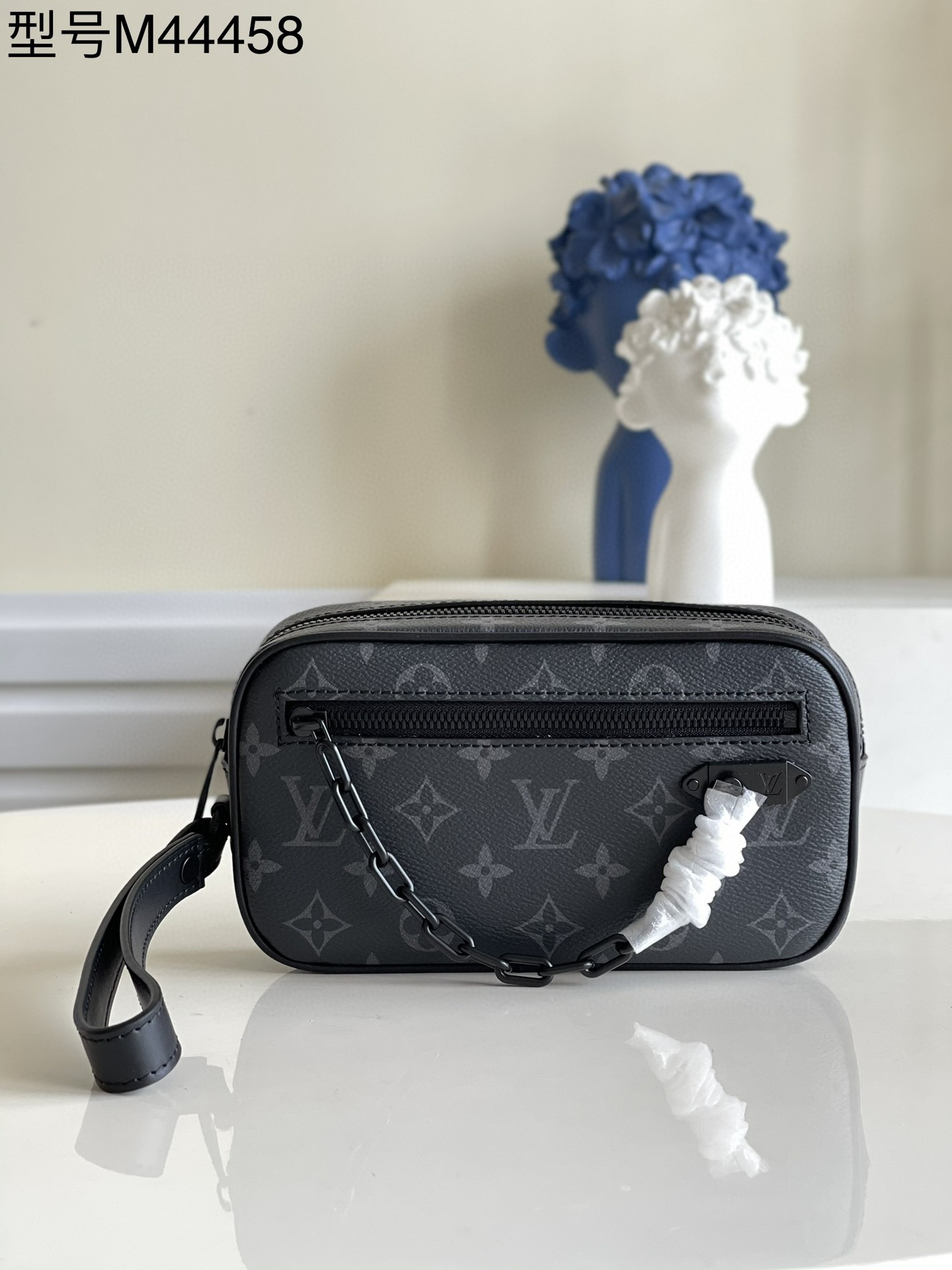 Pochette LV Volga 